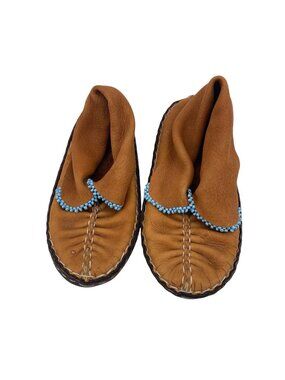 Brown Leather Handmade Center Seam Moccasins Native American Adult Beadwork